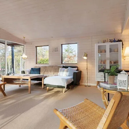 Casa vacanze 8877-glesborg-enebaerstien-9-b